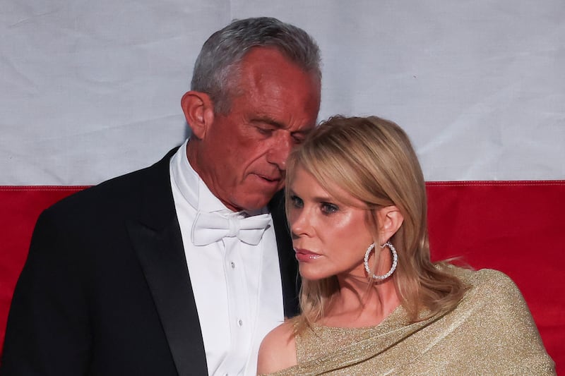 rfk robert f kennedy jr cheryl hines