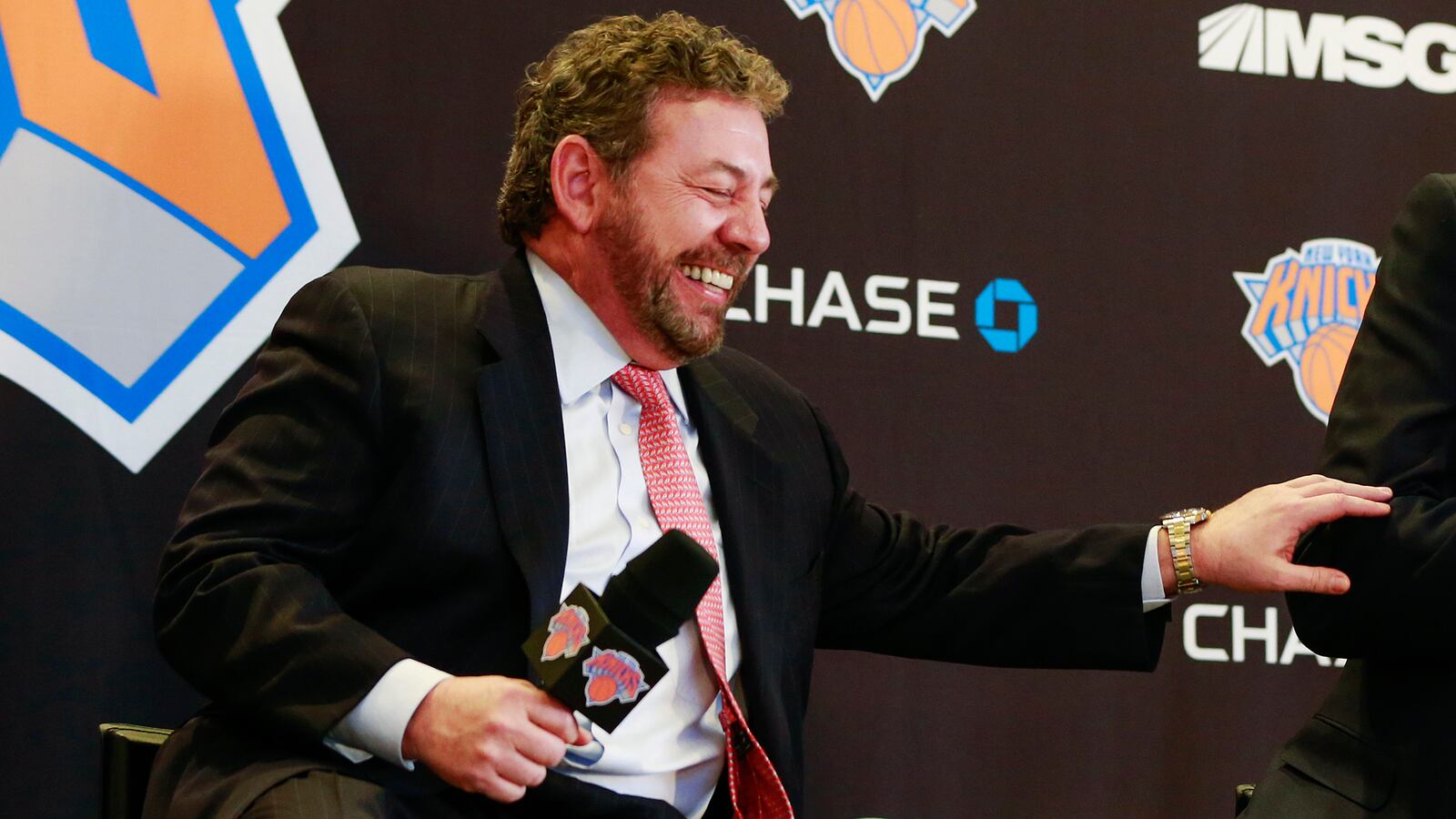 2014-03-18T000000Z_1436765449_GM1EA3I1TWR01_RTRMADP_3_USA-KNICKS-JACKSON_snkf38