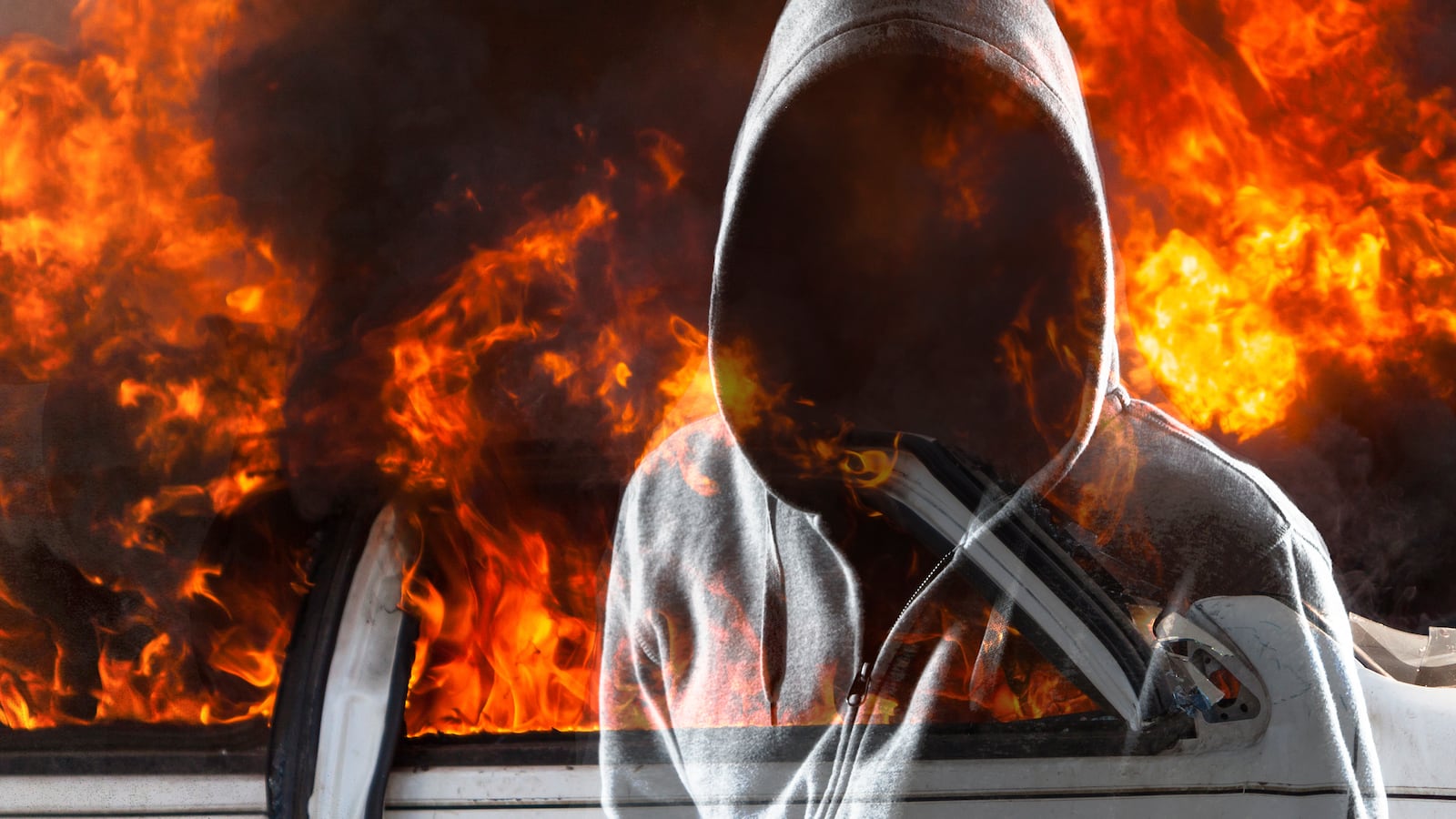 articles/2016/07/14/man-kills-himself-with-a-bomb-after-trying-to-blow-up-ex-coworker-s-home/160714-zavadski-nevada-car-bomb-tease_ytytvw