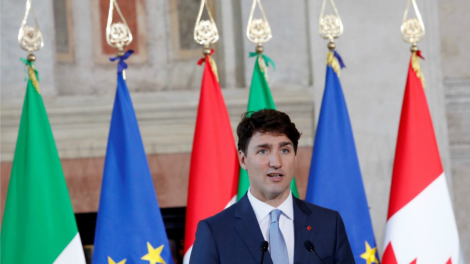 170704-trudeau-cheat_mxhivu