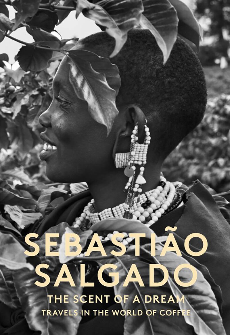 galleries/2015/10/11/sebasti-o-salgado-chronicles-coffee-plantations-photos/151002-salgado-coffee-cover_xirrqe