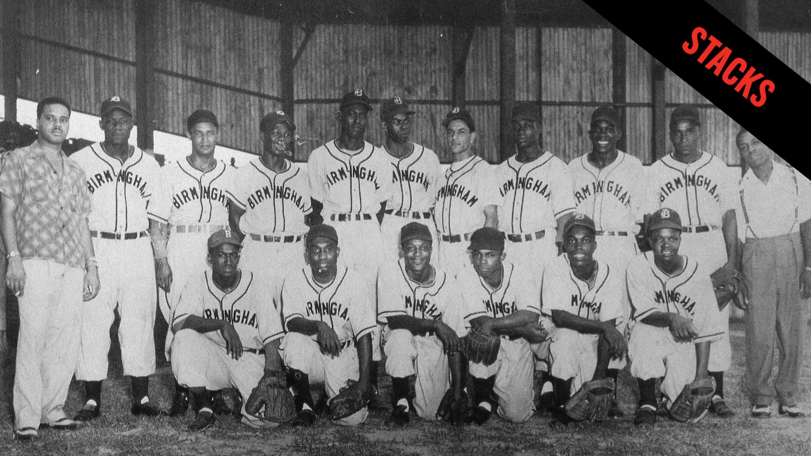 articles/2014/03/29/the-great-paul-hemphill-celebrates-the-long-gone-birmingham-barons/140328-stacks-birmingham_l4tuqa