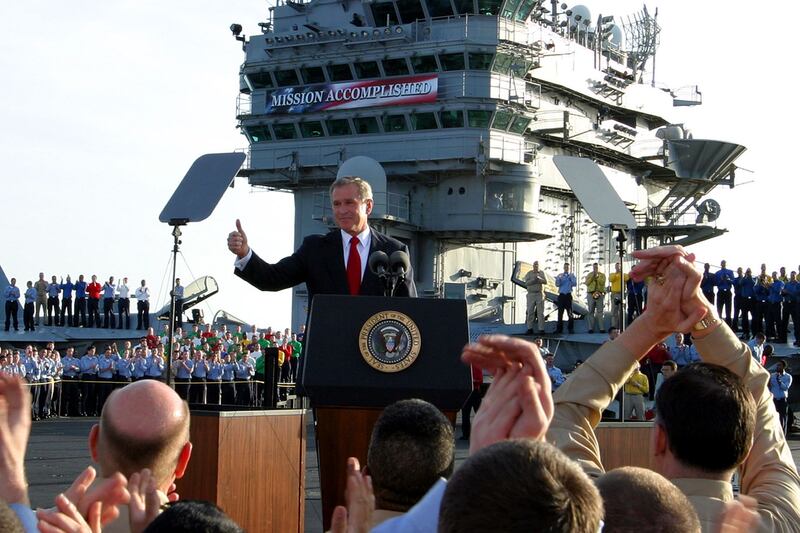 galleries/2012/10/16/paul-ryan-ramrods-soup-kitchen-sarah-palin-s-turkey-massacre-more-epic-political-photo-op-disasters/george-w-bush-political-photo-ops-gone-wrong_ggukan