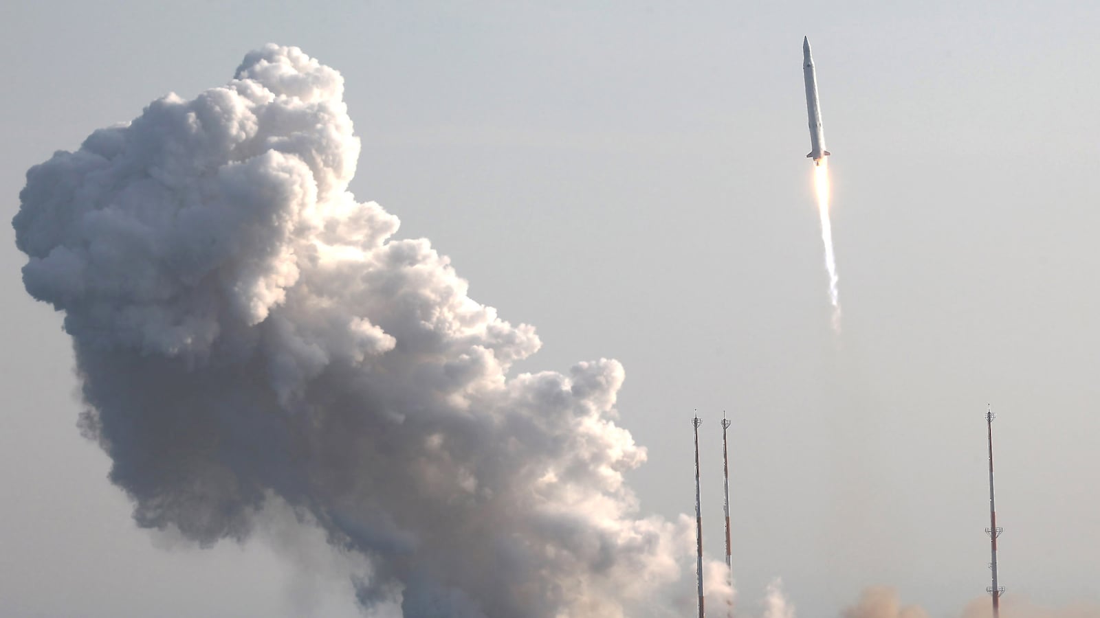 cheats/2013/01/30/south-korea-launches-space-rocket/130130-skoreo-climate-rocket-cheat_neecxp