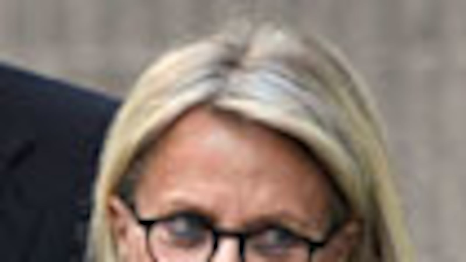 cheats/2009/06/25/ruth-madoff-takes-the-subway/frank-ruth-madoff-1_34128_mqghps