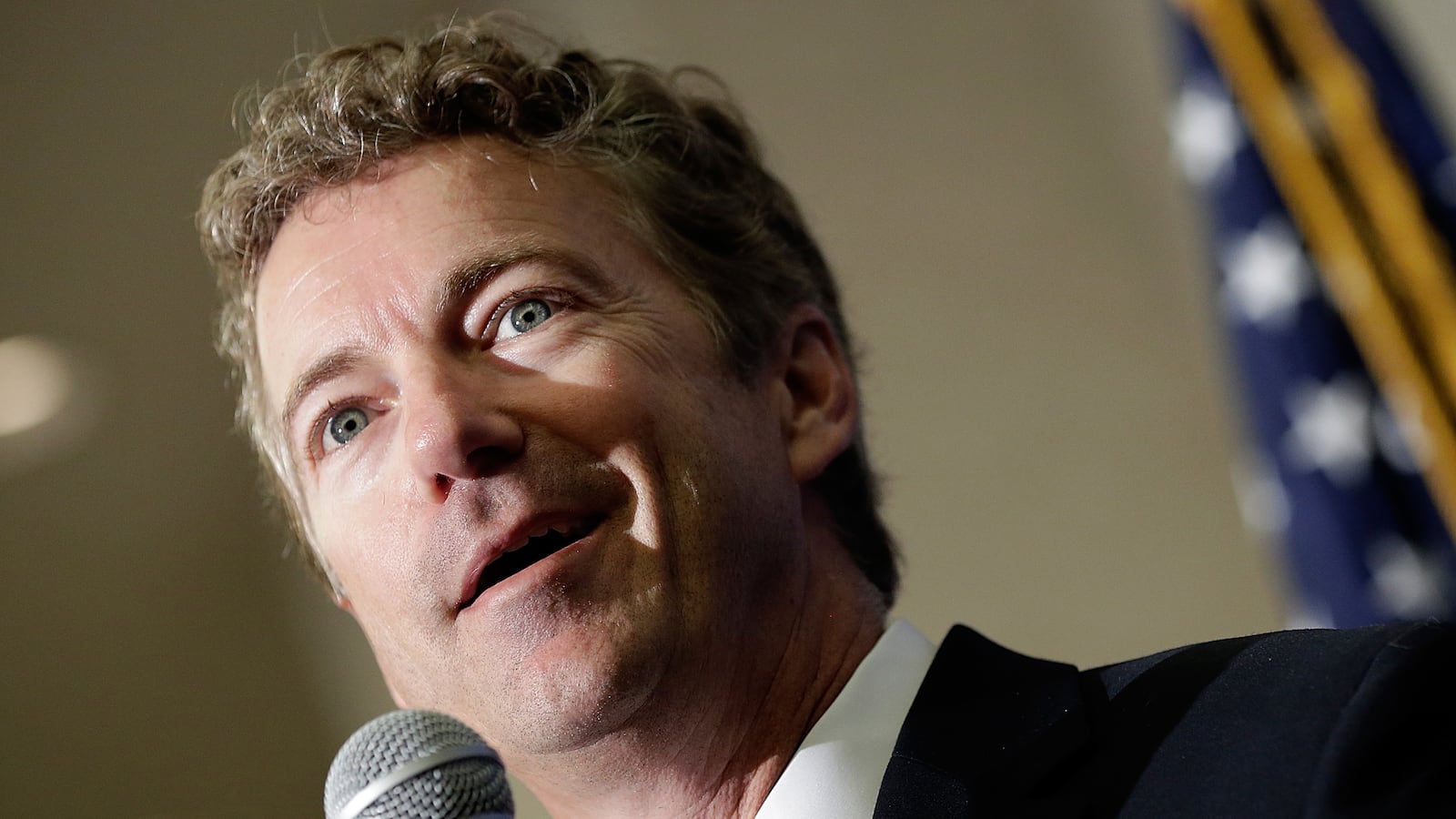 articles/2013/11/12/for-rand-paul-footnotes-do-not-equal-accuracy/131029-rand-paul-cheat_hd5ek9