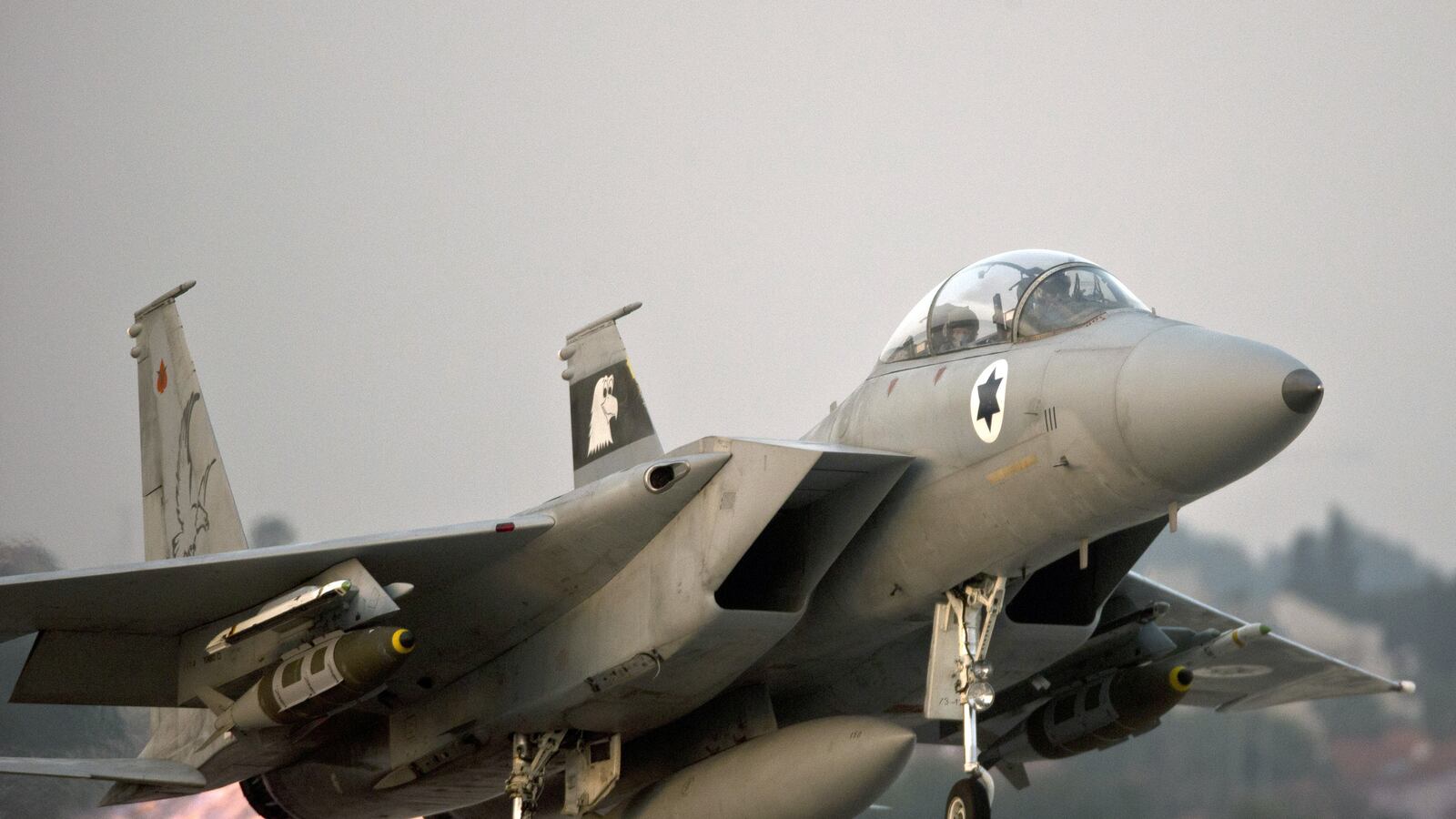 articles/2013/01/30/did-israeli-strike-target-syrian-chemical-weapons/130130-israel-syria-airstrike-ephron-tease_soyy0x