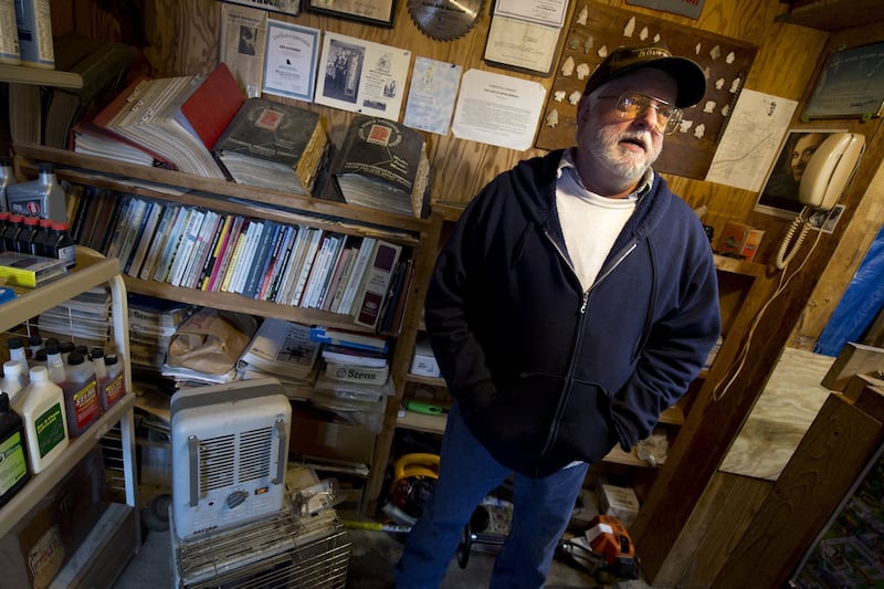 articles/2014/04/16/frazier-glenn-miller-s-hometown-mayor-is-an-anti-semite-too/140416-jacobs-racist-mayor-tease_jei2sl