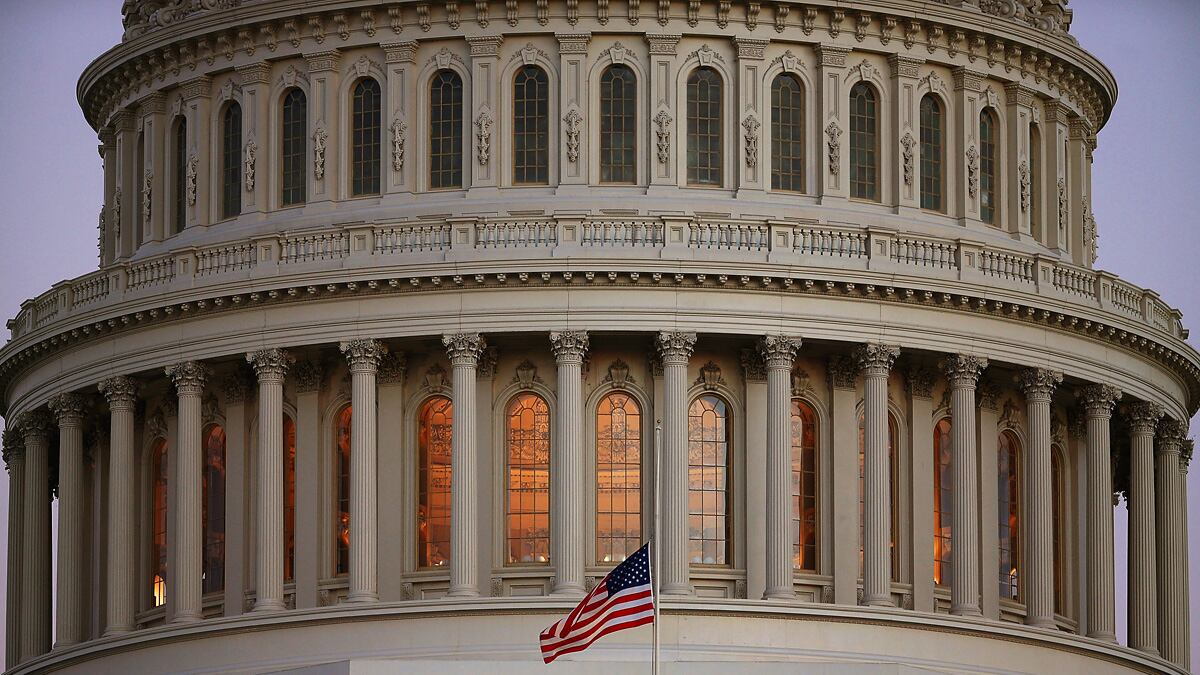 articles/2012/12/16/president-obama-faces-gun-control-dilemma-after-connecticut-school-shootings/dem-reax-kurtz_dz8cyh