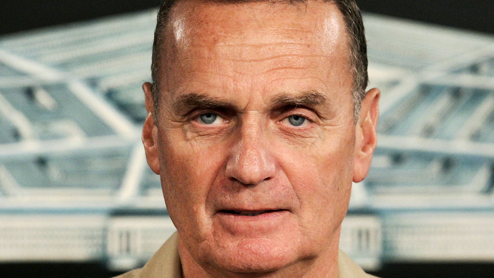 181018-Woodruff-Gen-James-Jones-tease_xz7vv5