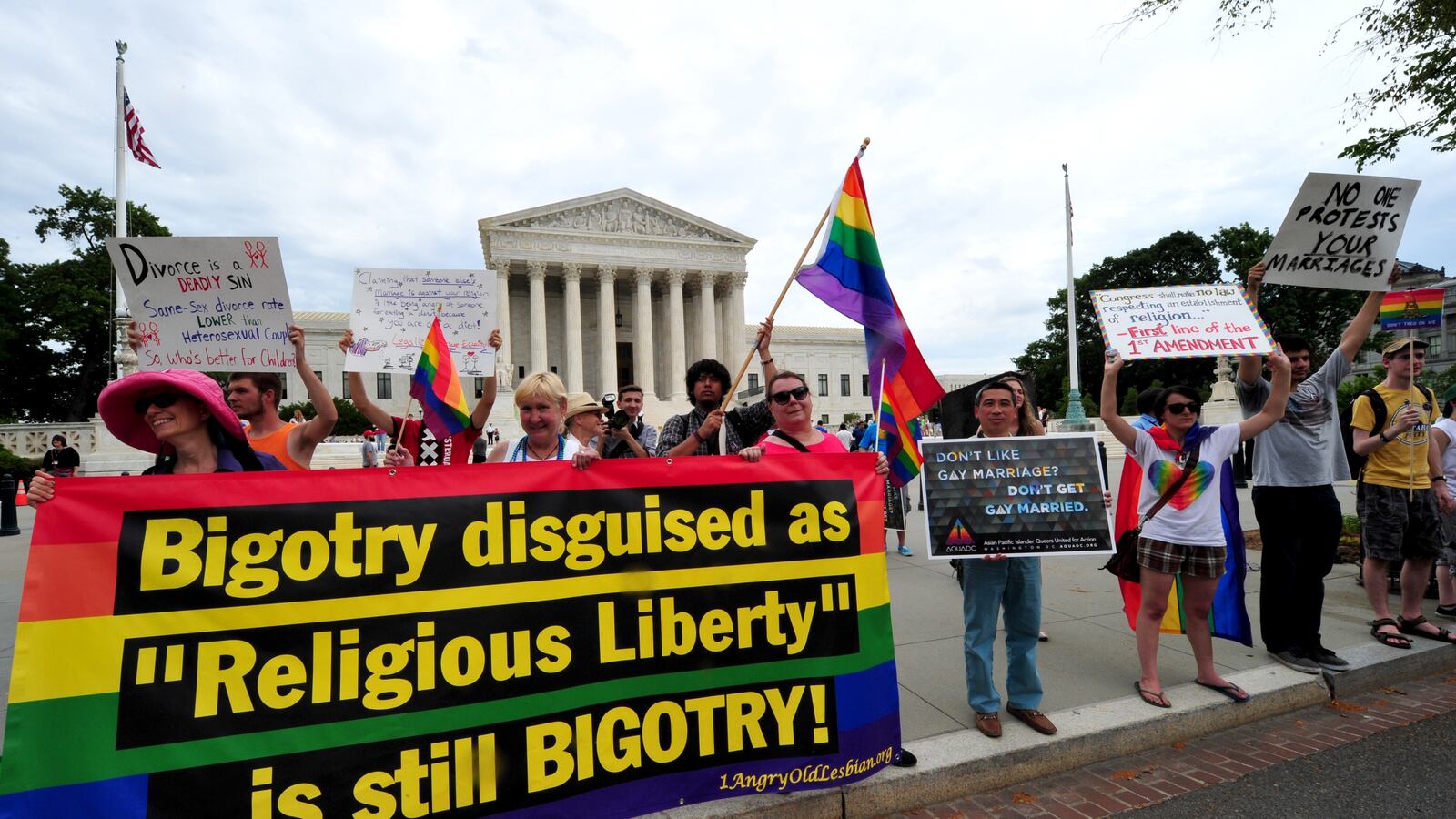 cheats/2014/09/04/wisconsin-indiana-gay-bans-struck-down/140904-gay-marriage-cheat_gnxndl