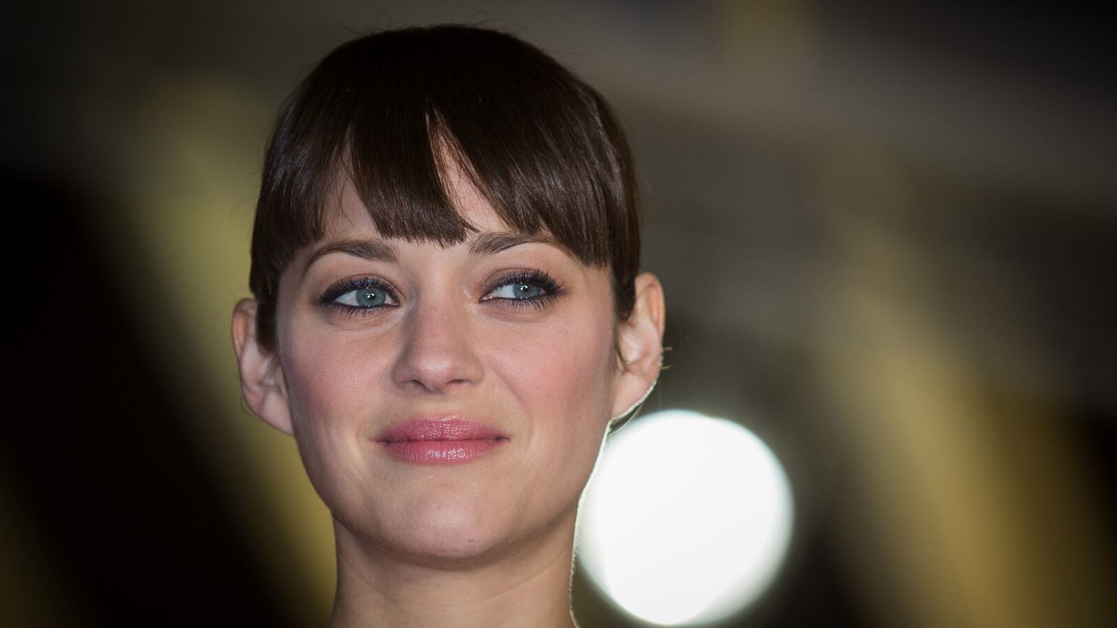 articles/2014/05/17/marion-cotillard-on-playing-a-prostitute-in-the-immigrant-and-seducing-america/140516-stern-cotillard-tease_qolxam