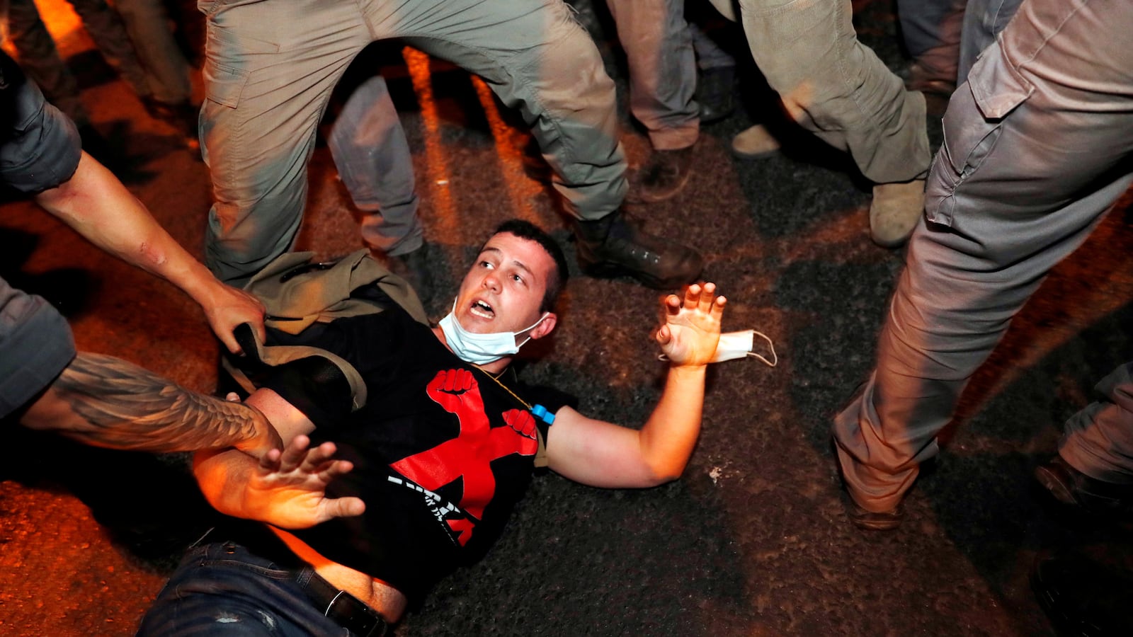 2020-07-22T011724Z_1096366585_RC2ZXH9EU5SO_RTRMADP_3_HEALTH-CORONAVIRUS-ISRAEL-PROTEST_x5vcso