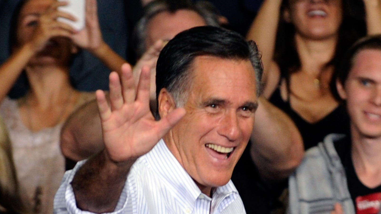 cheats/2012/09/24/romney-leads-middle-class-voters/romney-popular-among-middle-class-voters-poll-cheat_lmk9ua