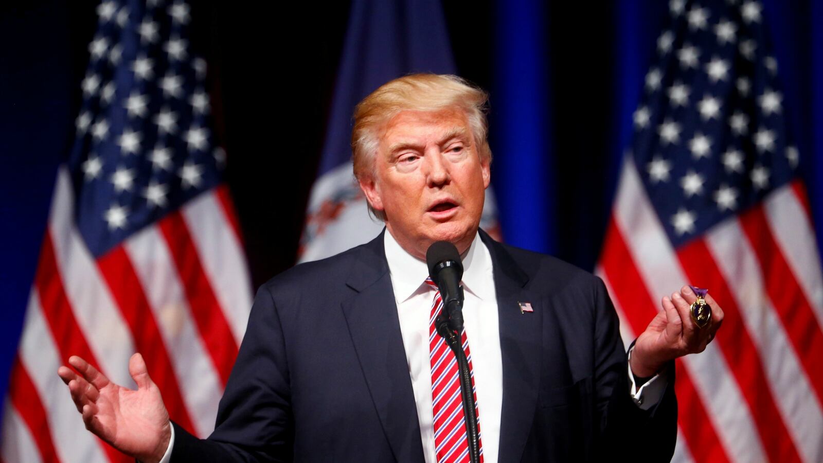 cheats/2016/08/02/trump-refuses-to-back-paul-ryan-john-mccain-in-primary-races/160802-trump-paul-ryan-cheat_qd2yh6