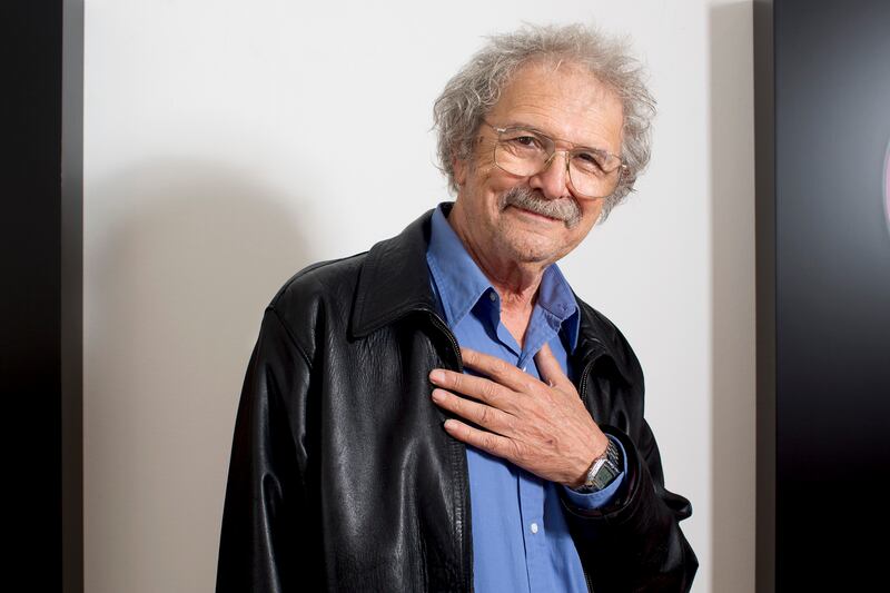 articles/2015/02/27/mel-ramos-s-life-of-nudes-and-superheroes/150226-teodorczuk-ramos2-embed_mysh5c