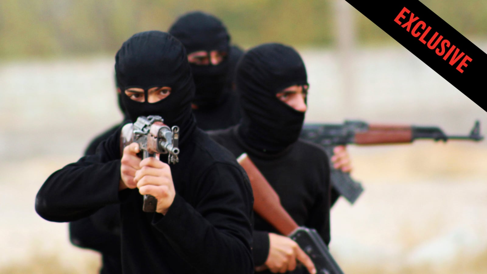 articles/2013/12/09/syria-s-jihadists-linked-to-organized-crime/131208-dettmer-jihadist-mob-tease_pcvrje