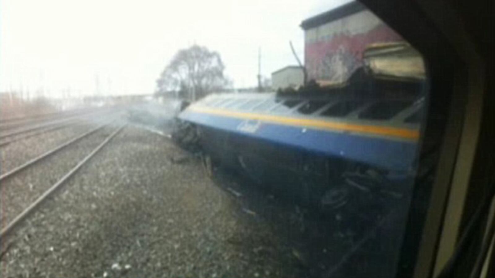 cheats/2012/02/26/canadian-trail-derails/canada-train-crash-cs_ymzuqn