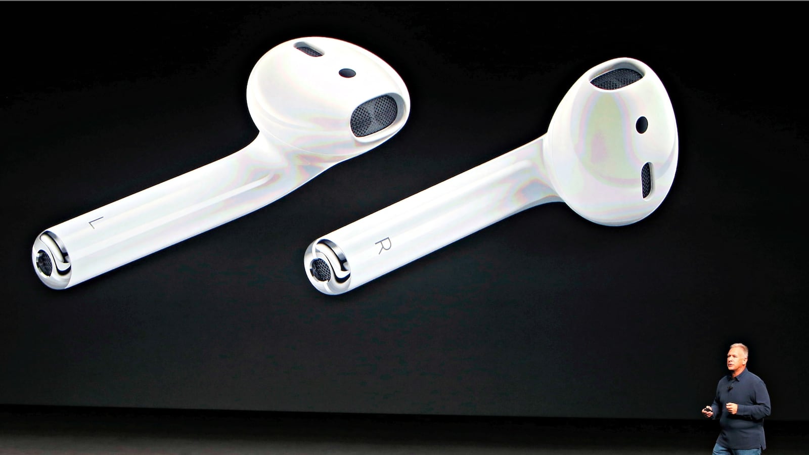 articles/2016/09/07/hello-airpods-apple-introduces-your-new-favorite-thing-to-lose/160907-apple-headphones-cheat_o58wc5