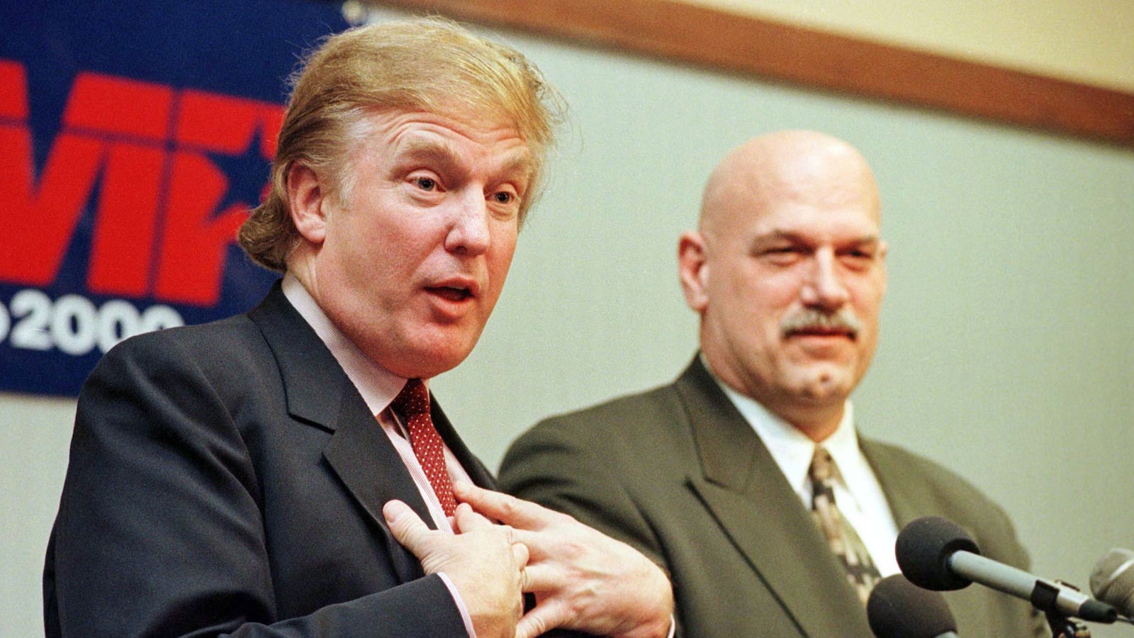 articles/2016/07/18/the-last-time-trump-wrecked-a-party/160713-clift-reform-party-tease_kjropc