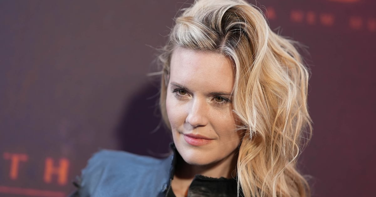 ‘Lost' Star Secretly Divorced Husband After 7 Years of Marriage