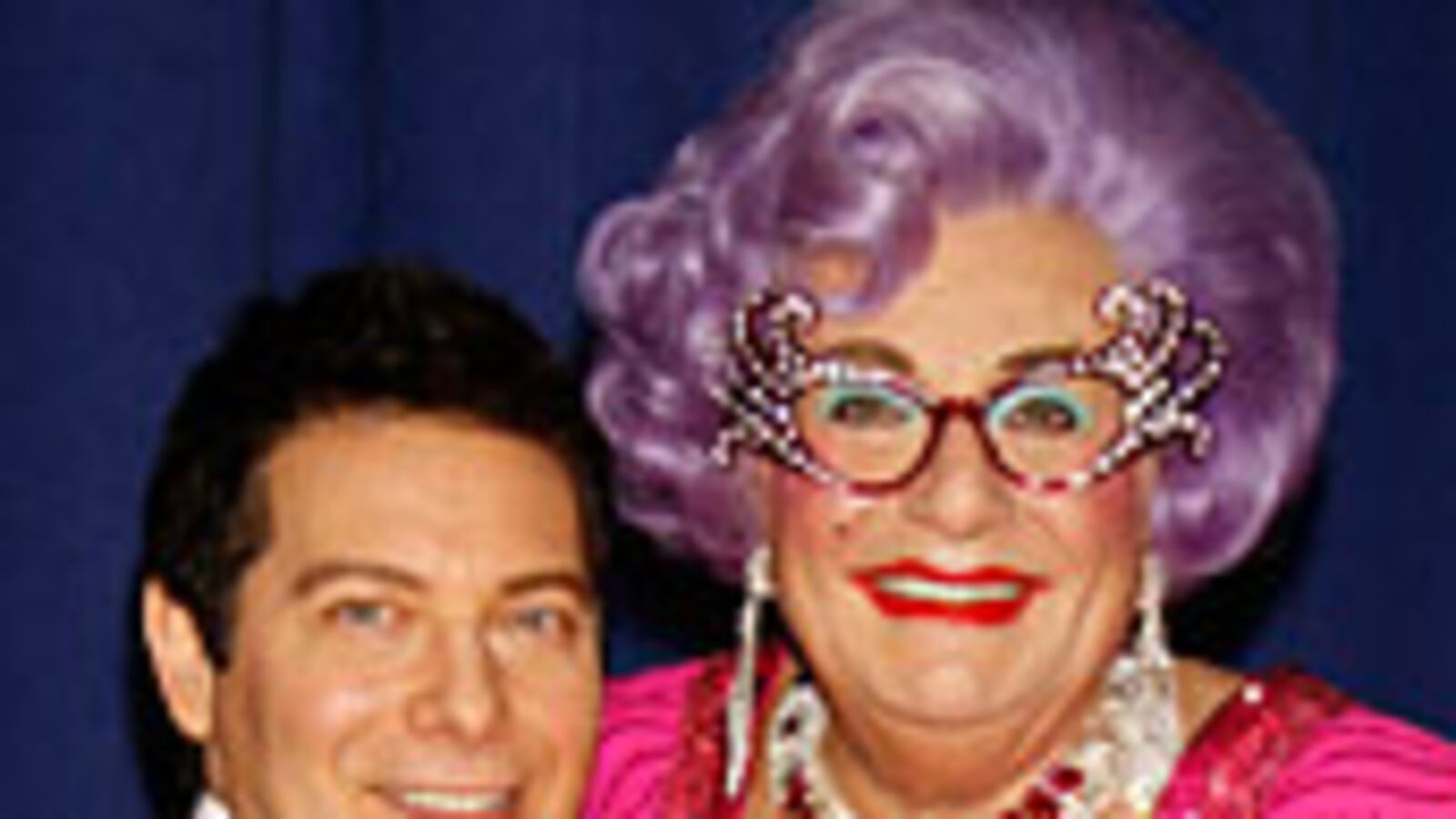 articles/2010/03/17/dame-edna-mouths-off/sessums-dame-edna_88684_k8quyp