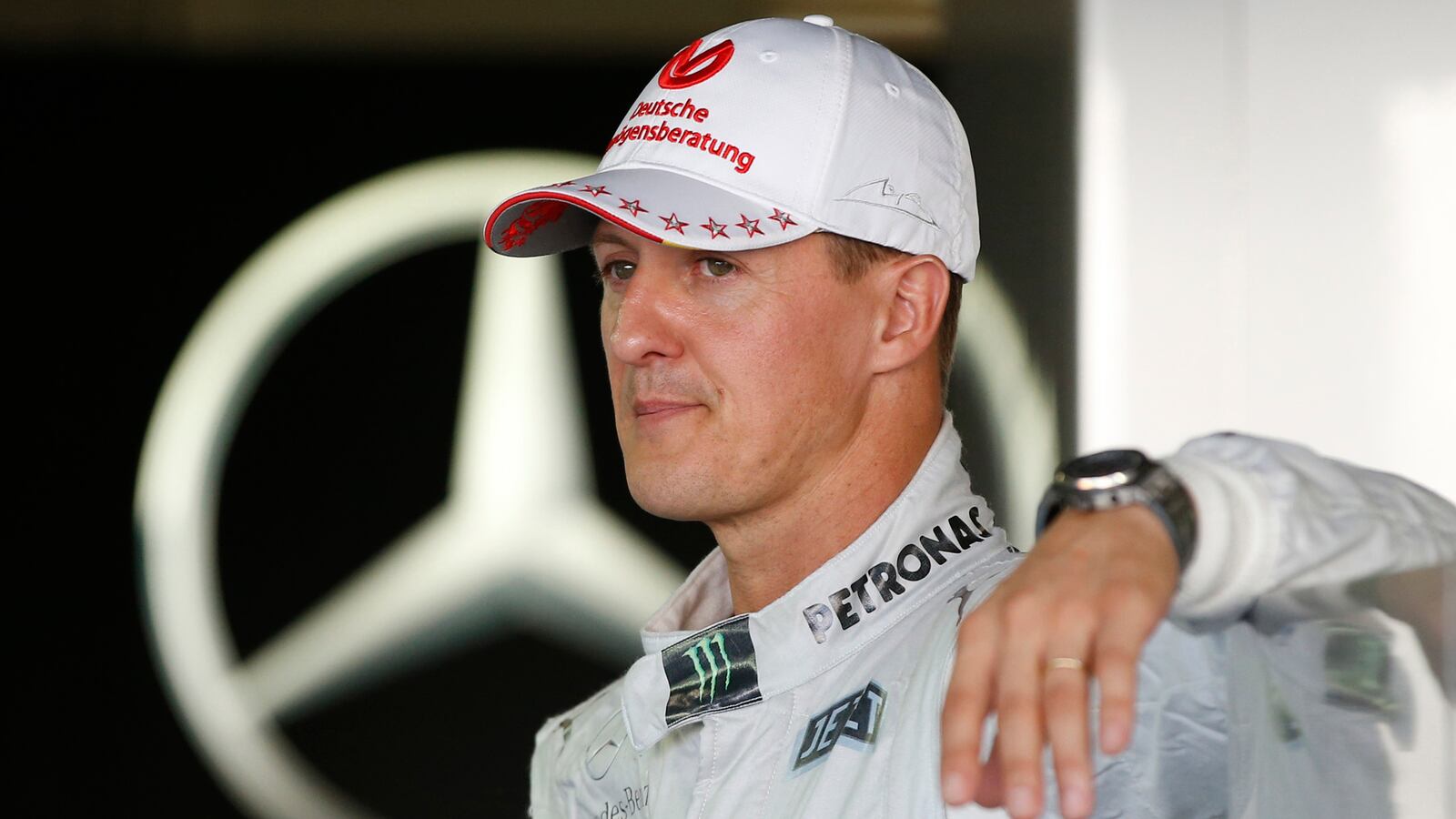 cheats/2014/06/16/f1-driver-michael-schumacher-out-of-coma/140616-michael-schumacher-cheat_boqhzf