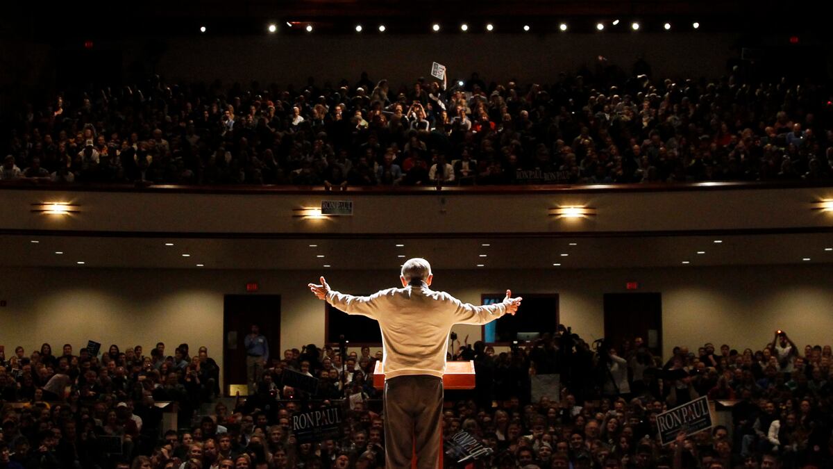 articles/2012/02/05/ron-paul-s-plan-to-mess-up-mitt-romney/ron-paul-long-game-avlon_w59hzb