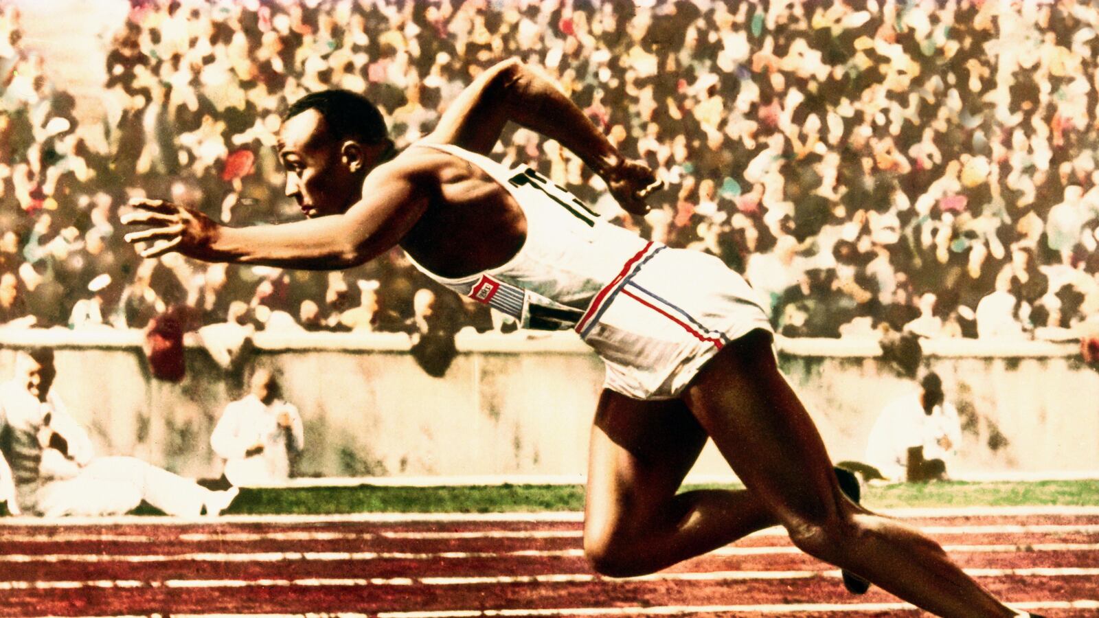 articles/2016/08/13/the-10-best-books-about-the-olympics/160812-goldblatt-olympic-books-tease_ipysia