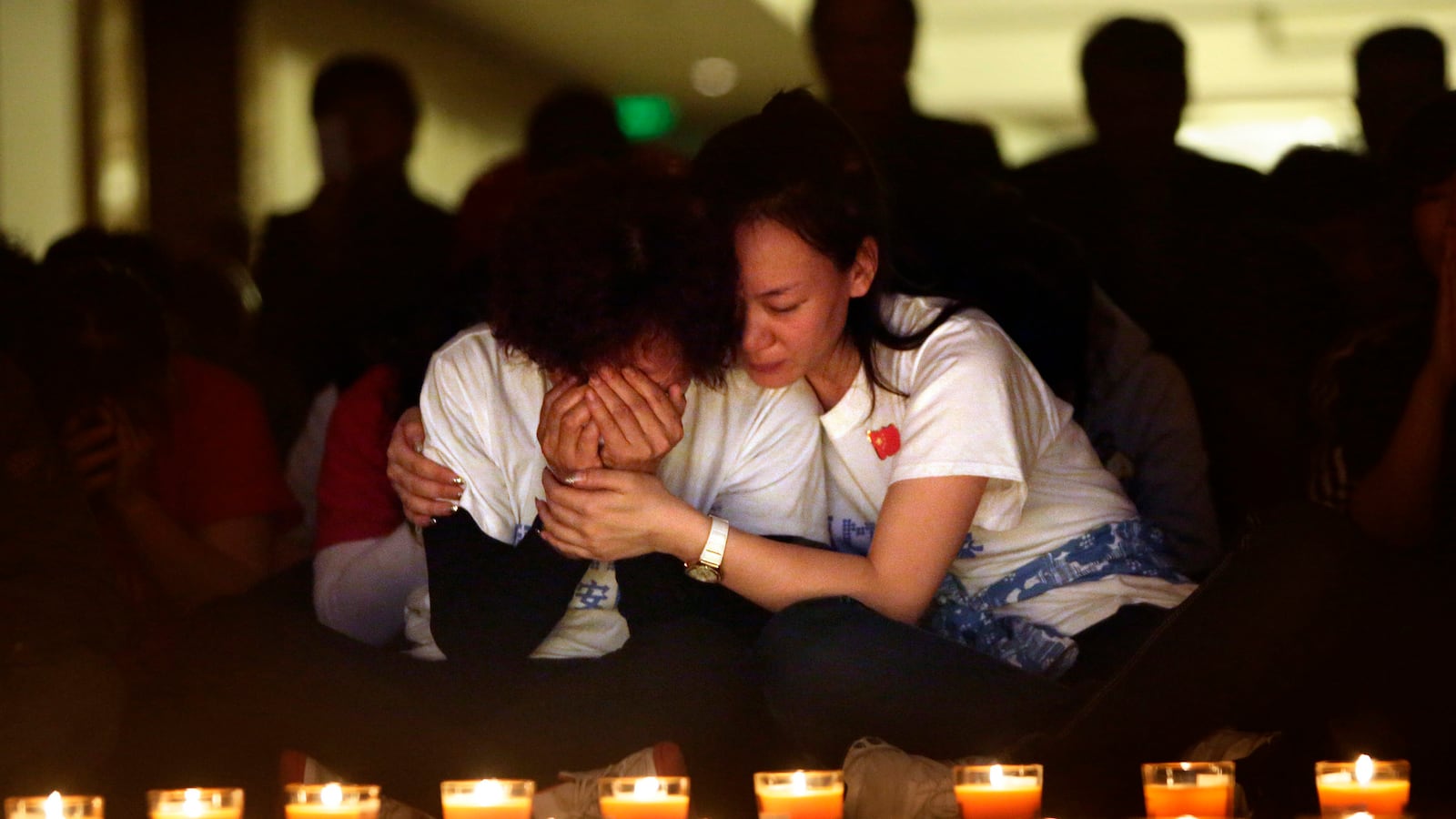 cheats/2014/06/08/mh370-families-seek-5m-to-investigate/140607-flight370-families-cheat_weh4vk