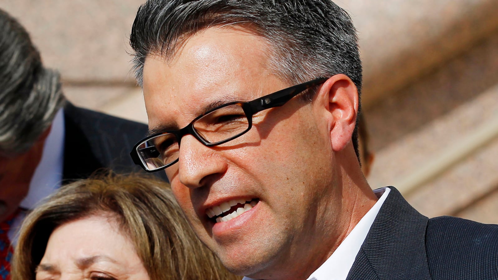 articles/2012/04/24/heated-end-for-senate-committee-hearing-on-arizona-immigration-law/arizona-immigration-senate-sterling_nb4wr1