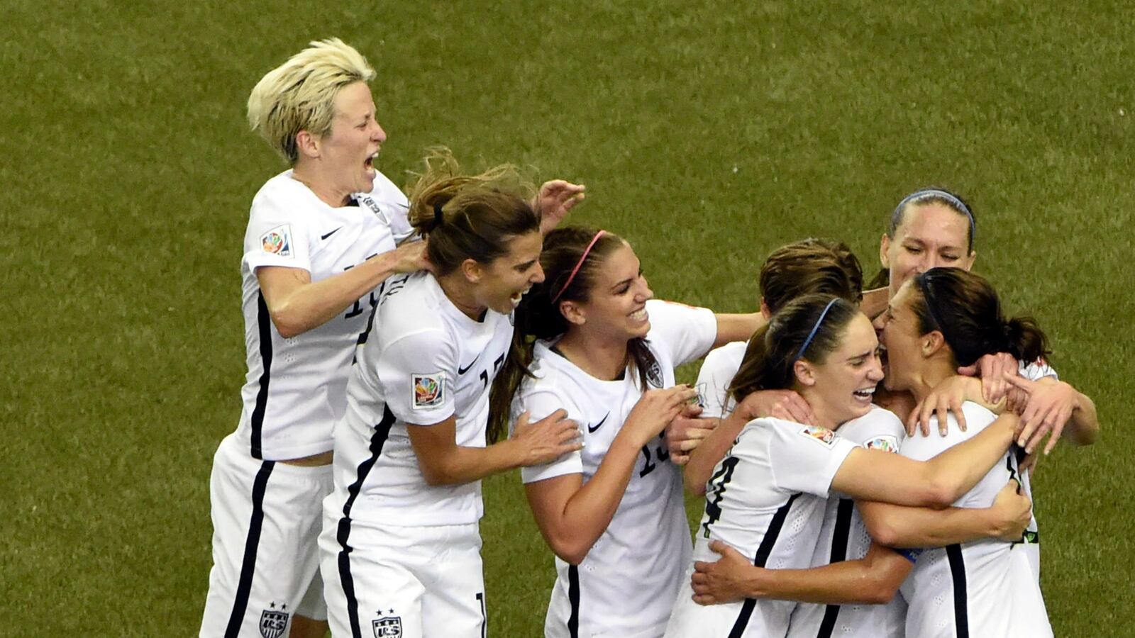 cheats/2015/06/30/usa-women-beat-germany-head-to-finals/150630-usa-women-soccer-cheat_h0yusc