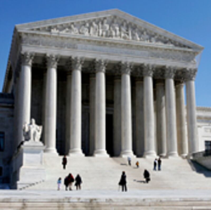 articles/2009/05/19/supreme-court-revolt/campos-supreme-court-revolt_27673_zbk61u
