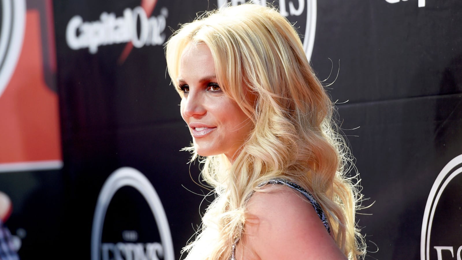 200624-Fallon-TDB-Obsessed-tease_crraew