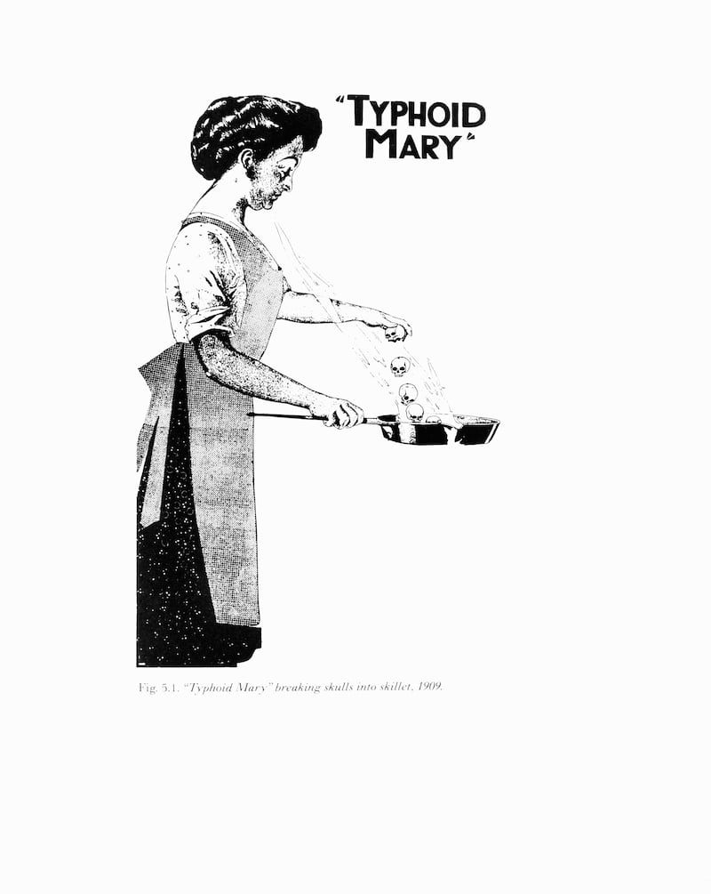 An illustration of the Irish-American cook and housemaid Mary Mallon, otherwise known as Typhoid Mary, cracking skulls into a skillet, circa 1909.