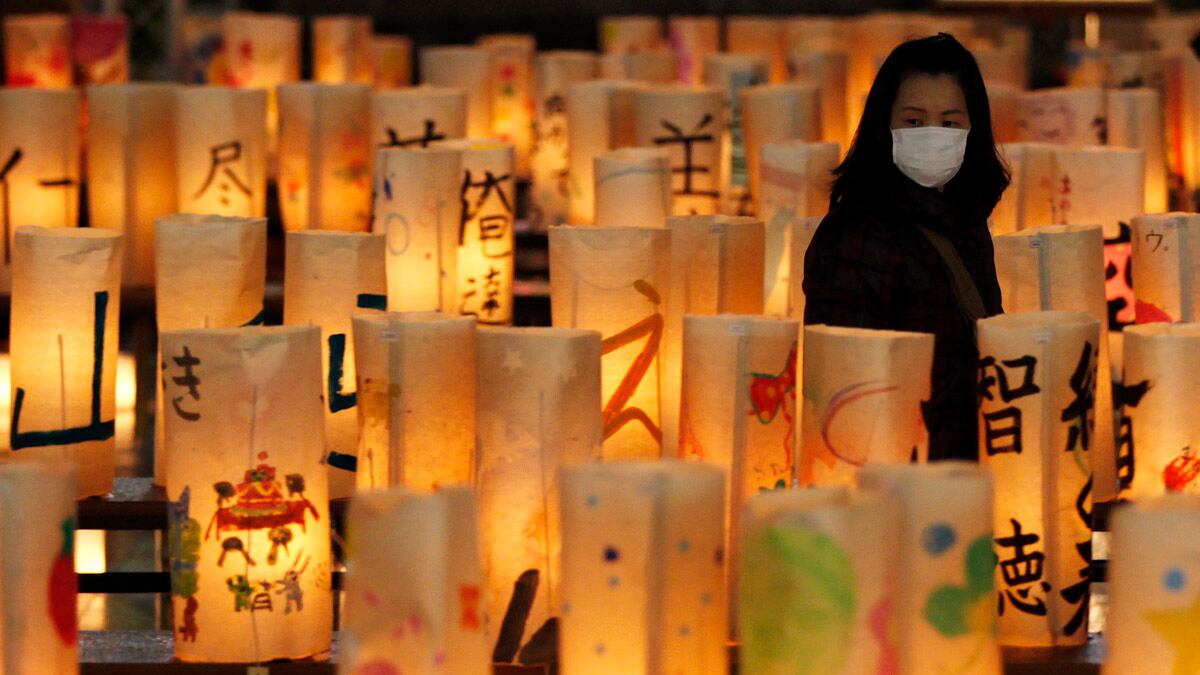 cheats/2012/03/10/japan-to-mourn-tsunami-dead/japan-tsunami-anniversary-cheat_klvkjt