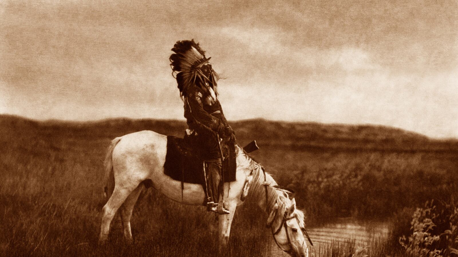 articles/2015/07/04/the-american-revolution-s-losers-weren-t-all-british/150630-curtis-american-west1_lzmqfk