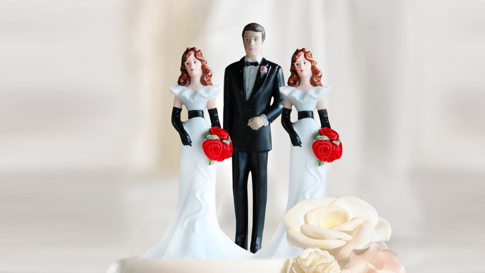 articles/2013/12/16/was-rick-santorum-right-about-polygamy-after-all/131215_polygamy_kxuru6