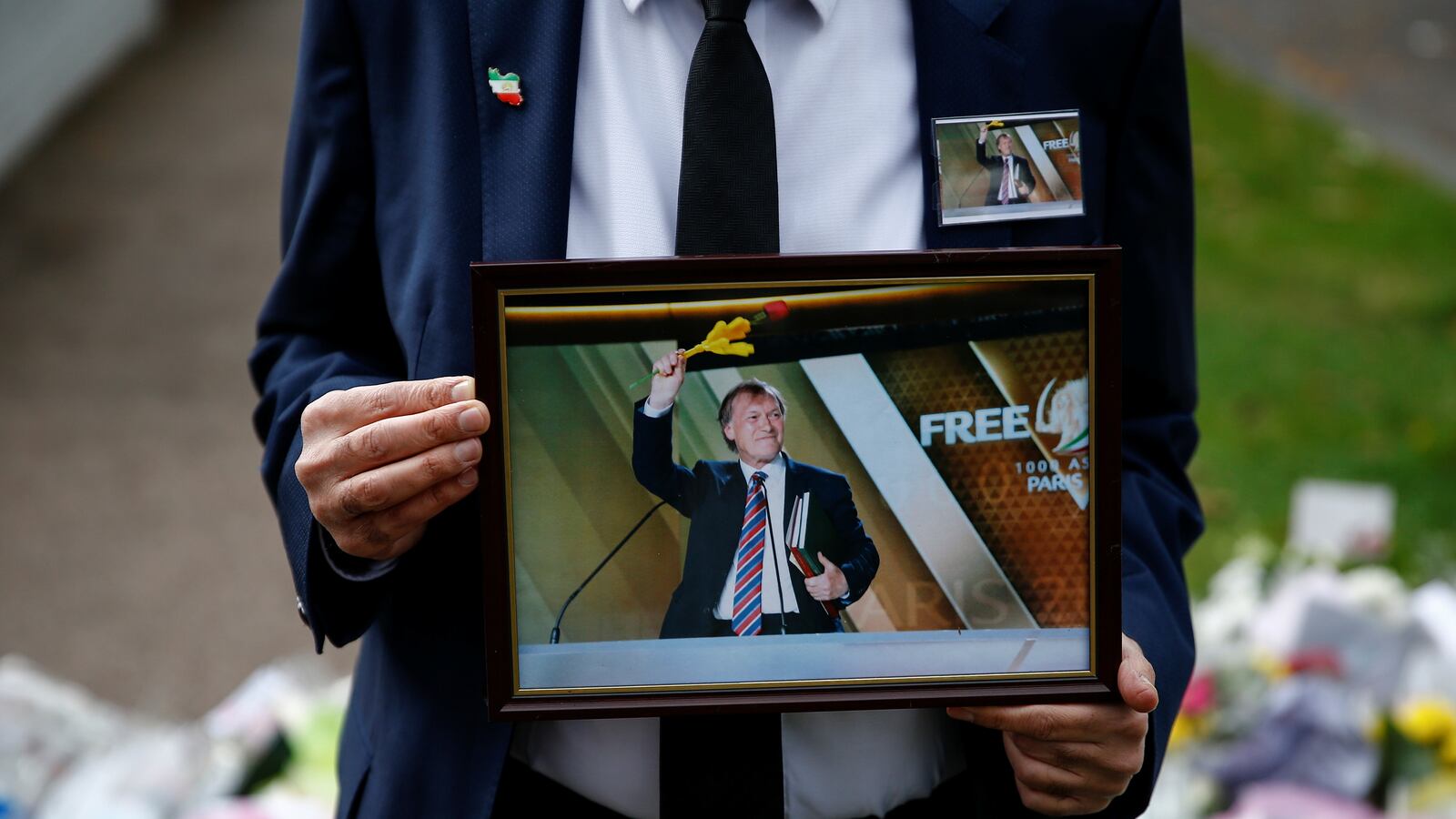 2021-10-16T140011Z_1567063747_RC21BQ93JN0Q_RTRMADP_3_BRITAIN-CRIME-LAWMAKER_bwzq9t