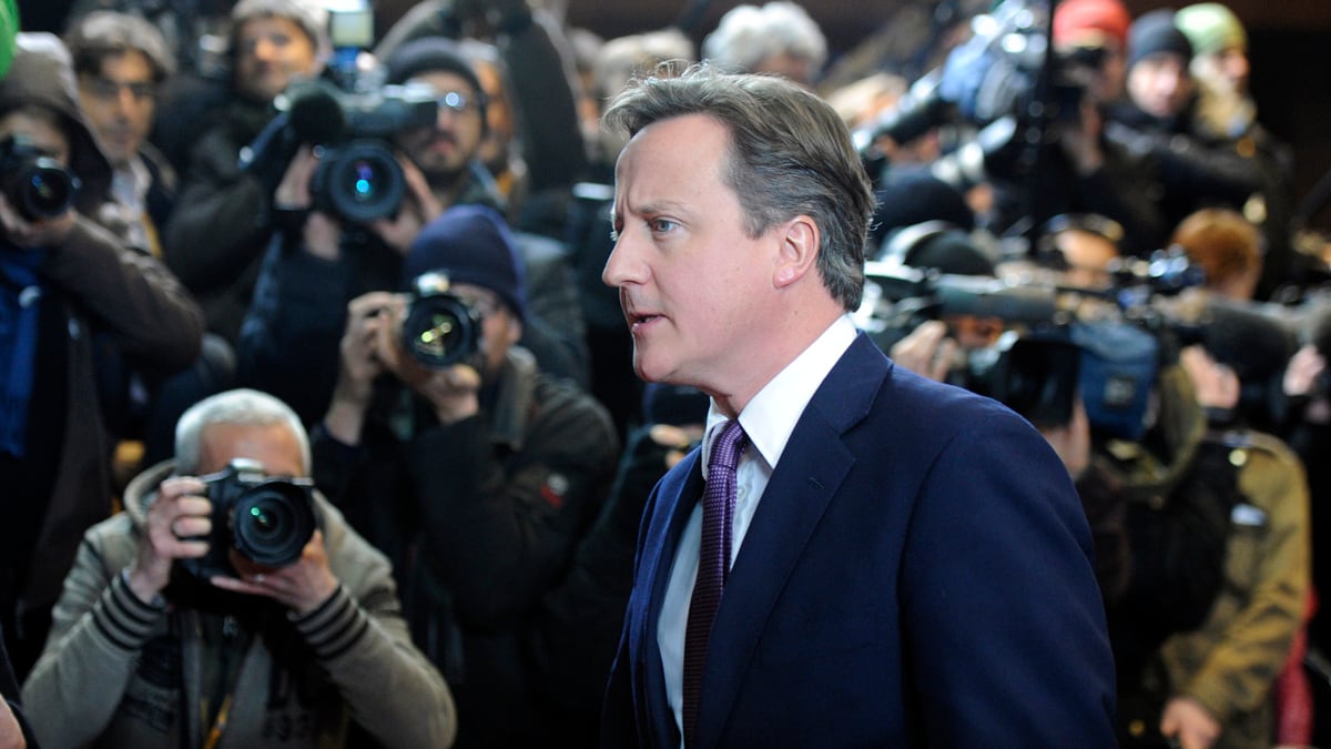 articles/2011/12/09/niall-ferguson-great-britain-saves-itself-by-rejecting-the-eu/uk-opts-out-of-eu-treaty-ferguson_ukymrj