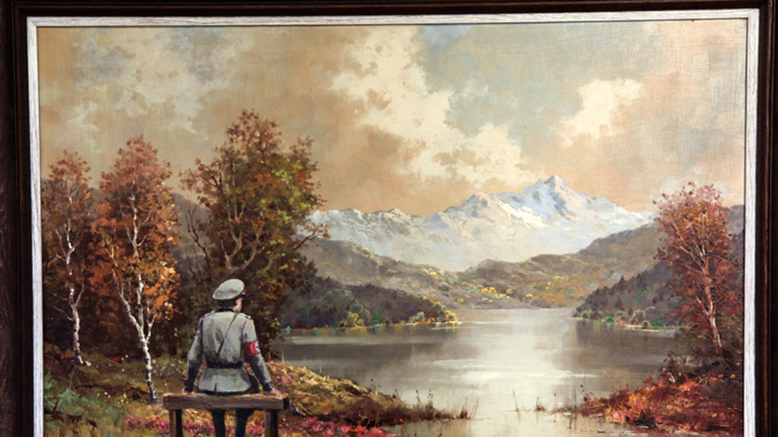 articles/2013/10/31/banksy-s-donated-banality-work-raises-money-for-charity/131031-banksy-auction1_rsnun5