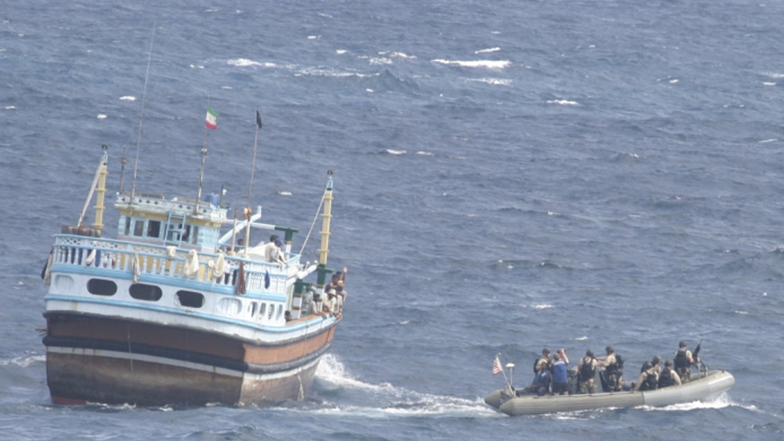 cheats/2012/05/15/eu-navy-raids-somali-pirates/somali-pirates-raid-cheat_lxn574