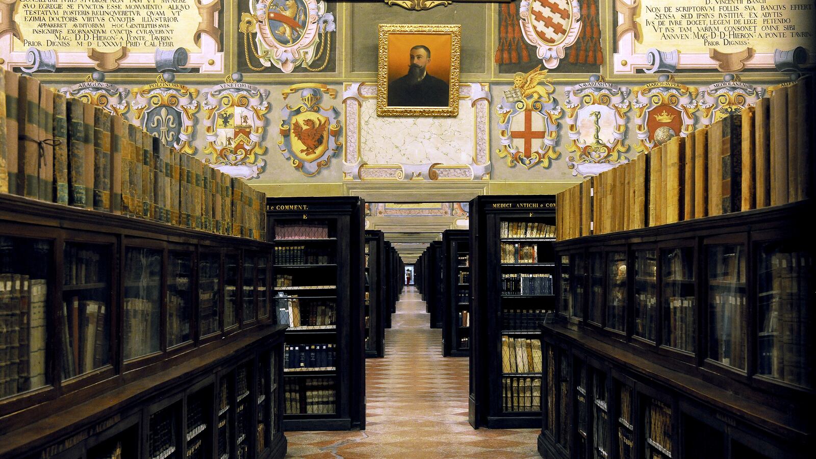 211225-Archiginnasio-library-tease-02_pctppw