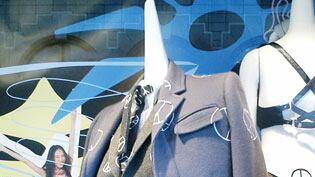 galleries/2008/11/17/boho-chic/barneys-thom-browne_ojsfef