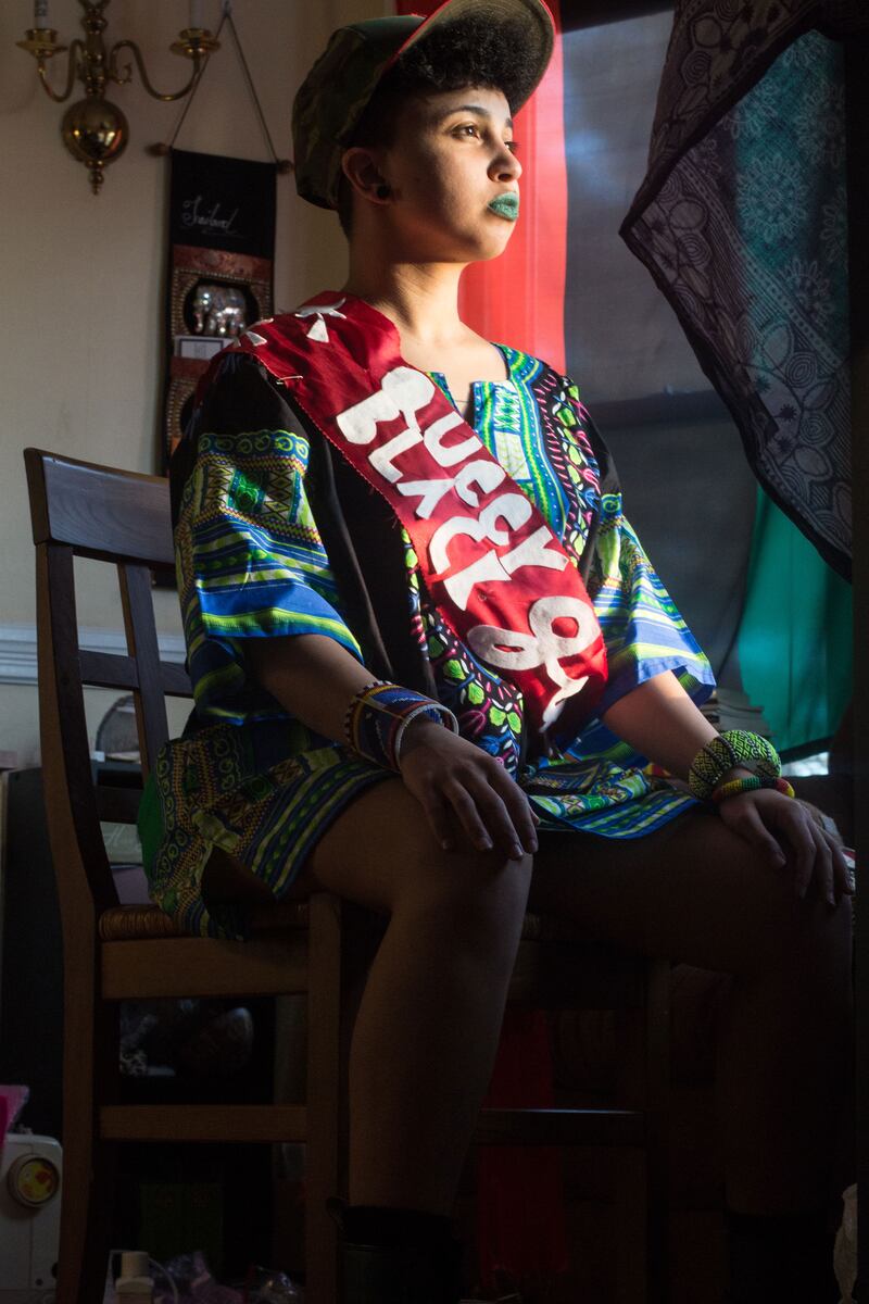 galleries/2017/05/16/limit-less-moving-portraits-of-lgbtq-african-immigrants/170513-limitless-lgbtq-africans-12_jr8zqi