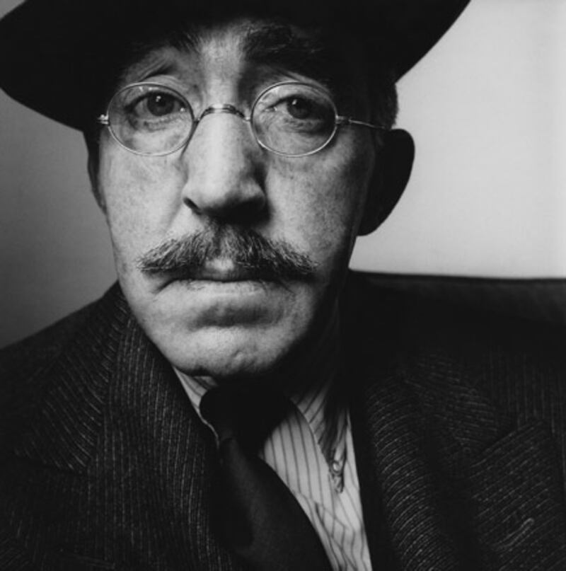 galleries/2009/10/08/irving-penn-1917-2009/irving-penn-3_vhw4hn