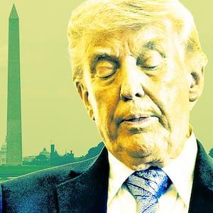 Trump's reflecting pool humiliation