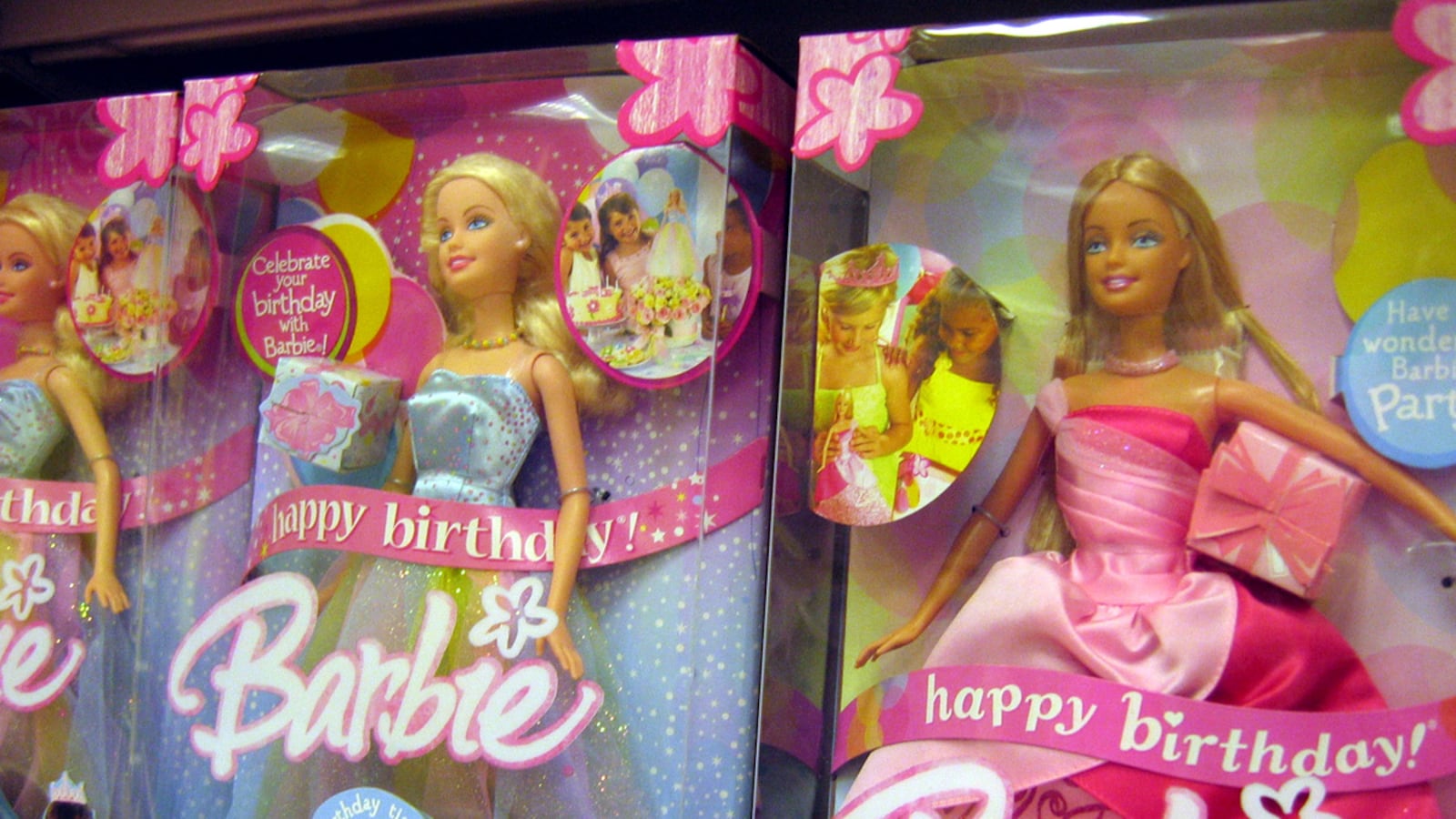 cheats/2012/01/20/iran-confiscates-barbie-dolls/iran-confiscates-barbie-dolls-cheat_z5ebxk