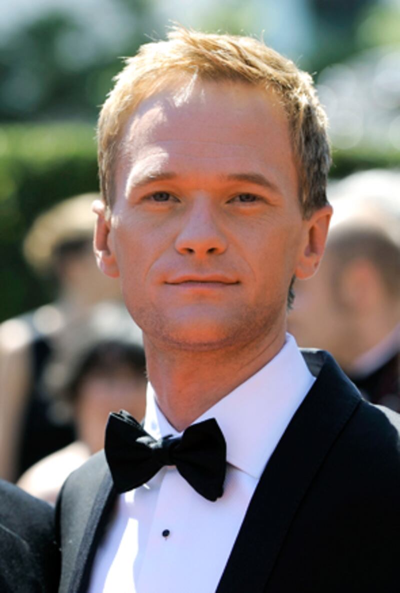 galleries/2010/11/16/sexiest-man-on-the-inside/sexiest-man-inside---harris_upsvha