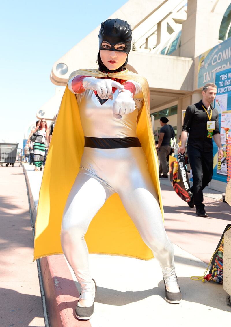 galleries/2015/07/11/the-feminine-side-of-comic-con-2015/150711-comic-con-ladies-06_wqcwwr